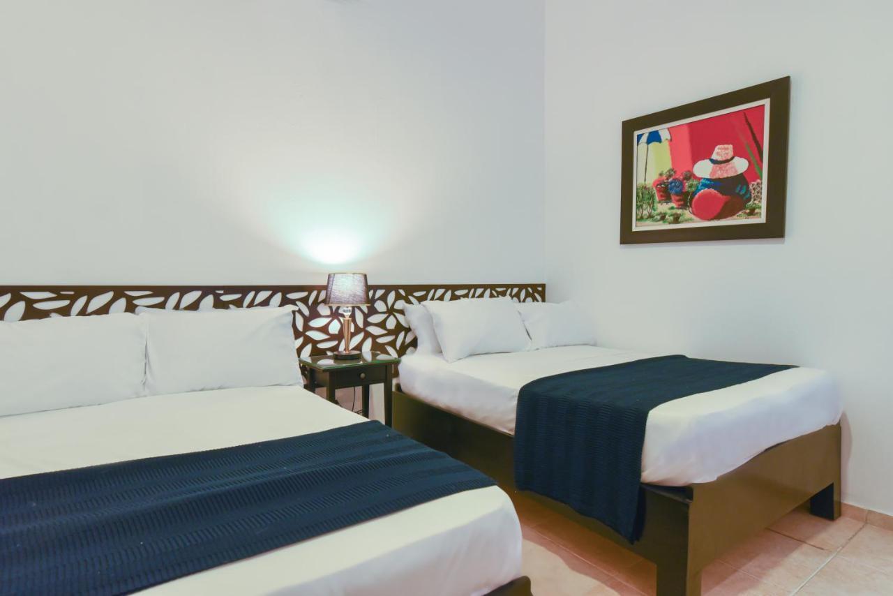 Ph 19 Guesthouse Hotel In Gazcue Santo Domingo Dış mekan fotoğraf