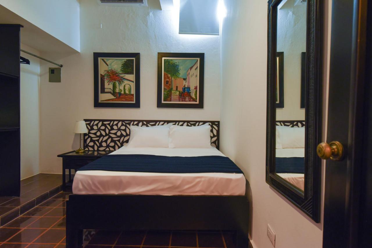 Ph 19 Guesthouse Hotel In Gazcue Santo Domingo Dış mekan fotoğraf