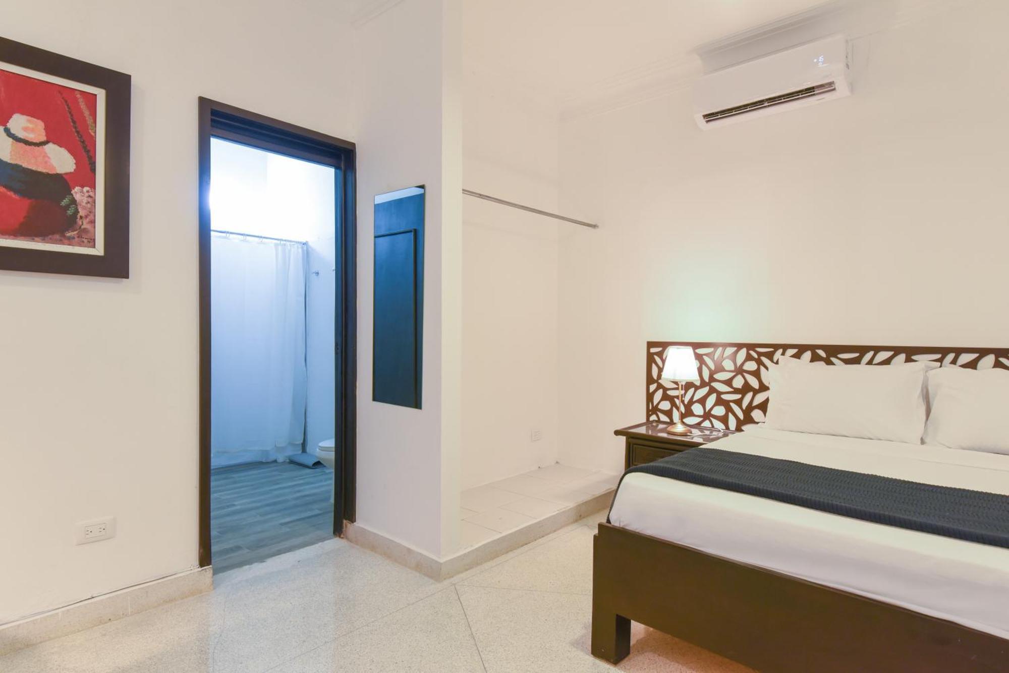Ph 19 Guesthouse Hotel In Gazcue Santo Domingo Oda fotoğraf